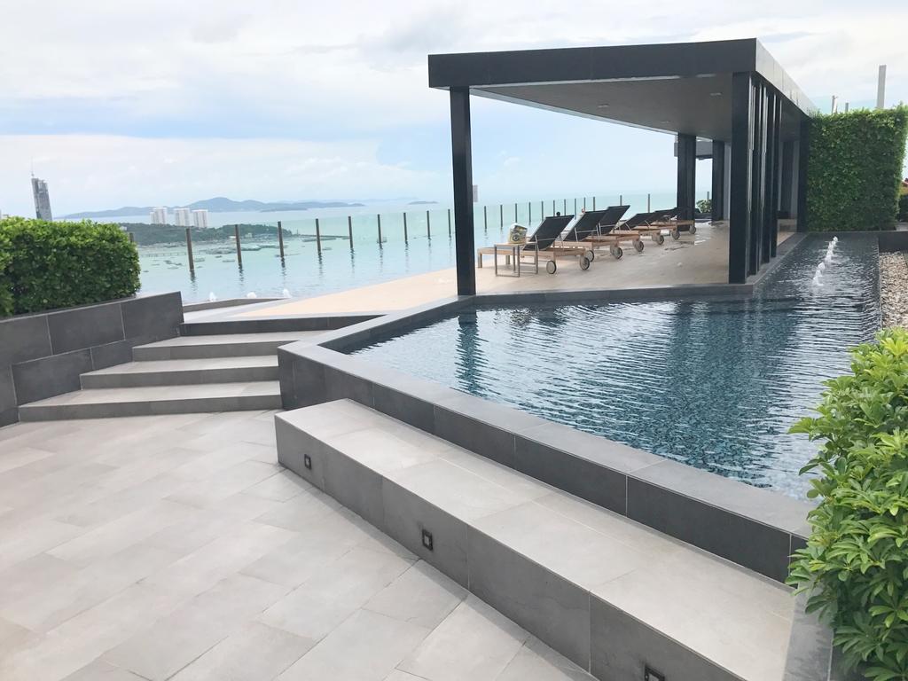 The Base Highfl Seaview Leilighet Pattaya Eksteriør bilde
